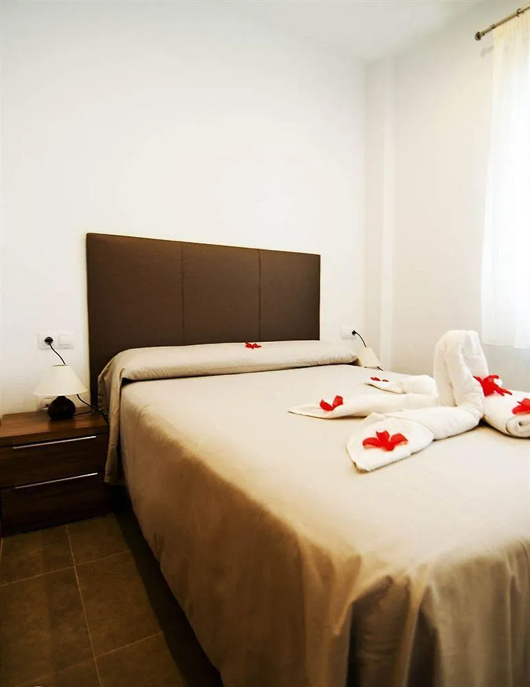 ***  Aparthotel Plaza de la Luz Cádiz España